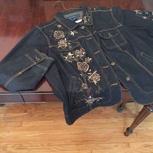 LIKE NEW Avenue Denim Jacket